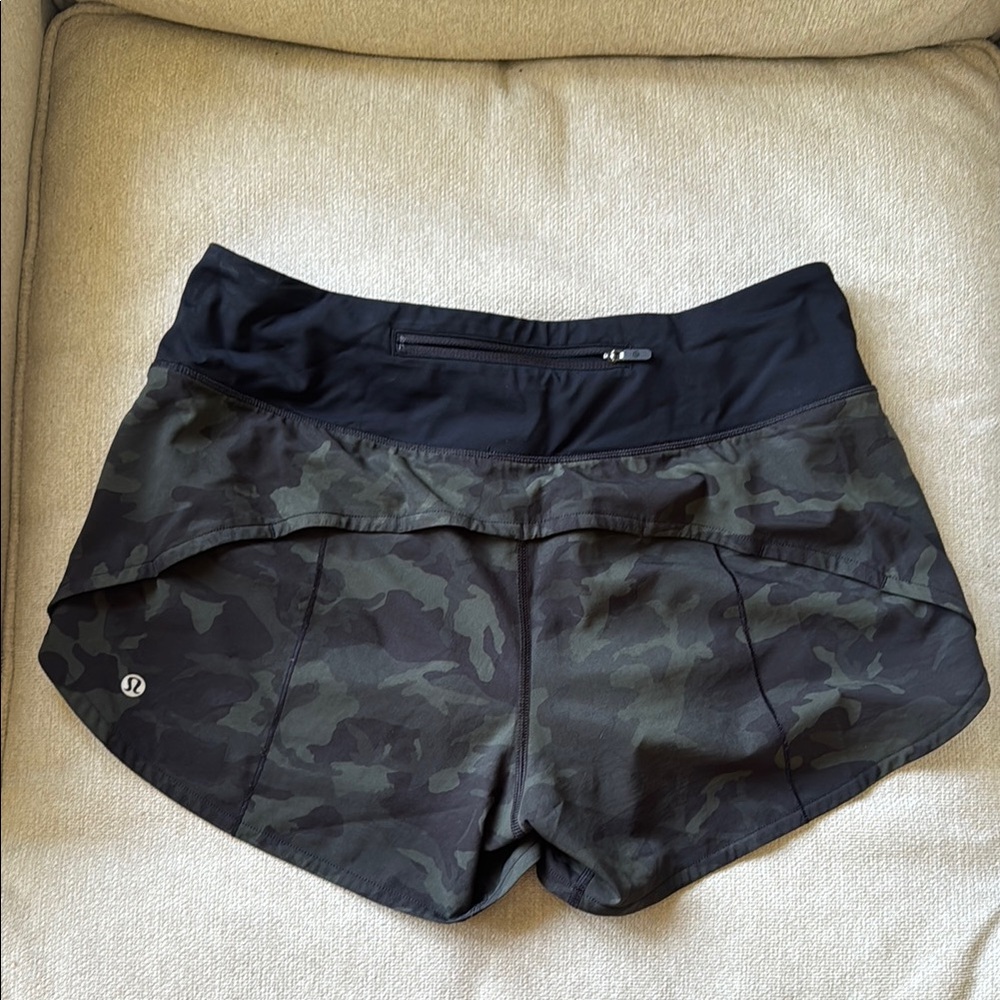 lululemon athletica Black/Camo Lightweight Shorts, 8